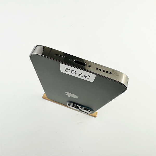 Apple iPhone 13 Pro 128GB Graphite Б/У №3792 (Стан 8/10)