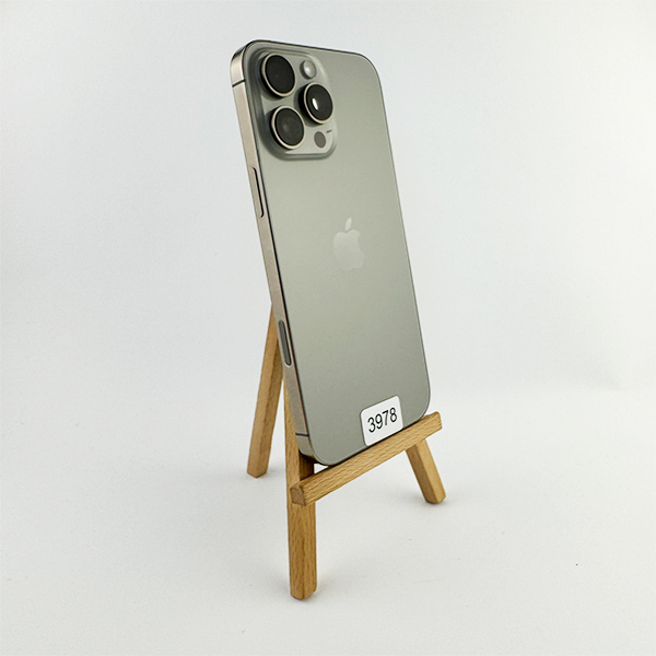 Apple iPhone 16 Pro Max 256GB Natural Titanium Б/У №3978 (Стан 10/10)
