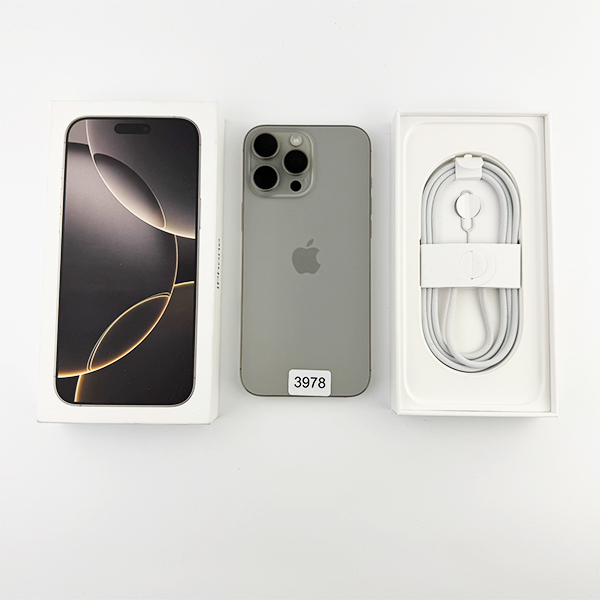 Apple iPhone 16 Pro Max 256GB Natural Titanium Б/У №3978 (Стан 10/10)