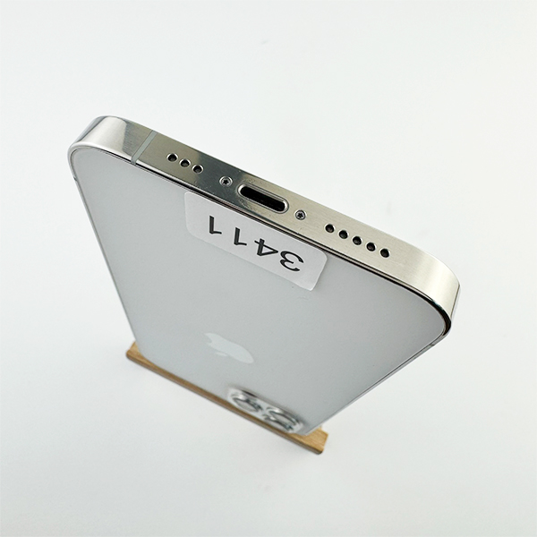 Apple iPhone 12 Pro 128GB Silver Б/У №3411 (Стан 8/10)