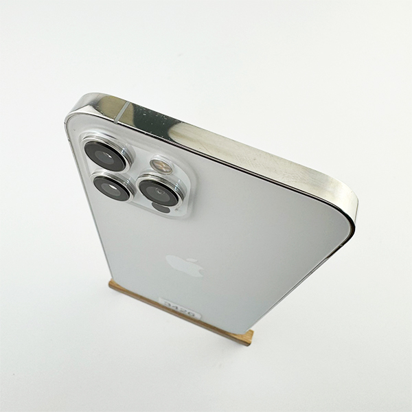 Apple iPhone 12 Pro Max 128GB Silver Б/У №3426 (Стан 8/10)