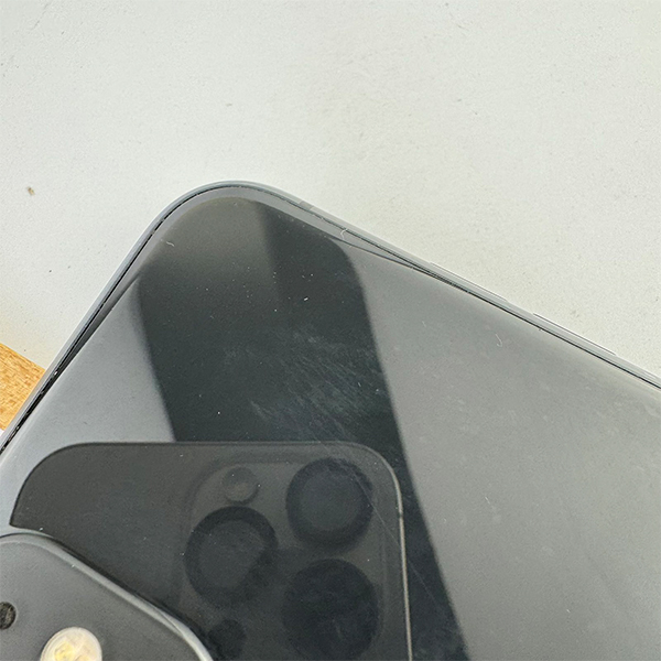 Apple iPhone 11 64GB Black Б/У №3517 (Стан 8/10)