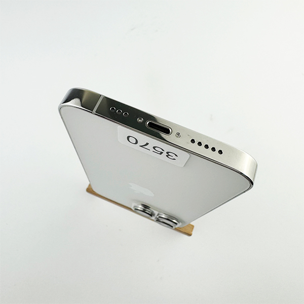 Apple iPhone 13 Pro 256GB Silver Б/У №3570 (стан 8/10)