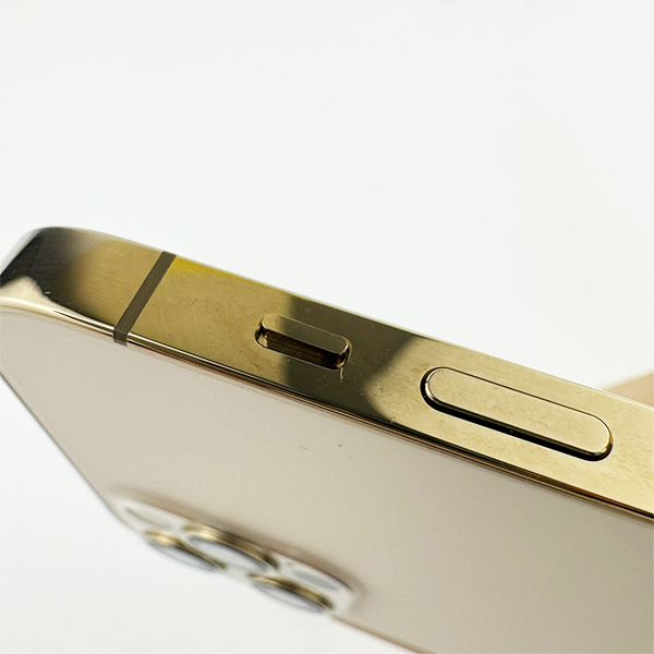 Apple iPhone 12 Pro 256GB Gold Б/У №3572 (стан 8/10)
