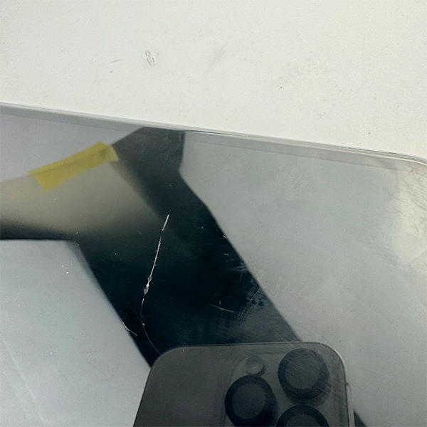 Apple iPhone 11 64GB Black Б/У №3517 (Стан 8/10)