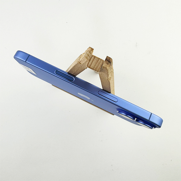 Apple iPhone 16 128GB Ultramarine Б/У №3579 (Стан 10/10)