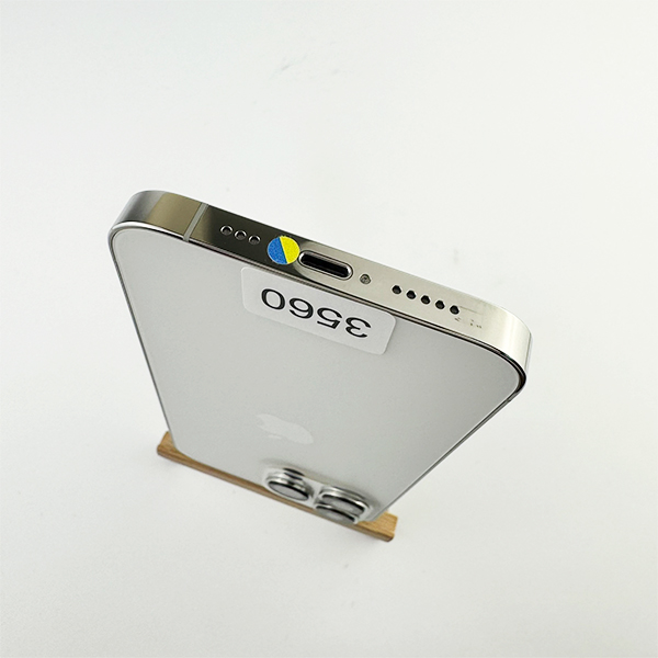 Apple iPhone 13 Pro 128GB Silver Б/У №3560 (Стан 8/10)