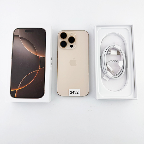 Apple iPhone 16 Pro 256GB Desert Titanium Б/У №3432 (Стан 8/10)