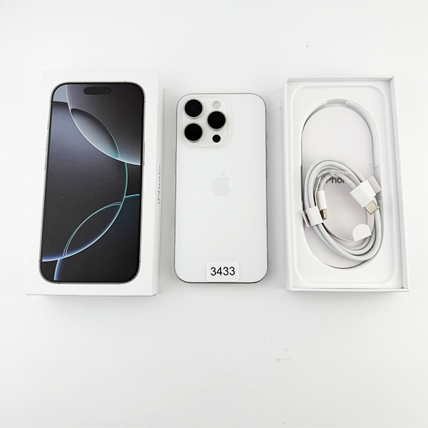 Apple iPhone 16 Pro 256GB White Titanium Б/У №3433 (Стан 10/10)