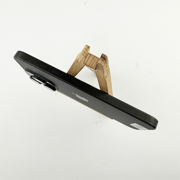 Apple iPhone 16 Pro 256GB Black Titanium Б/У №3434 (Стан 8/10)