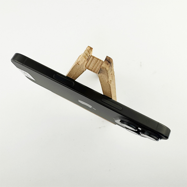 Apple iPhone 16 Pro 256GB Black Titanium Б/У №3434 (Стан 8/10)