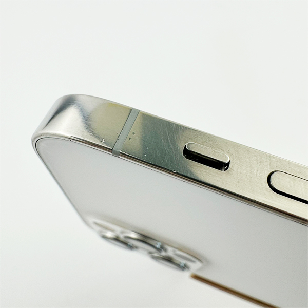Apple iPhone 12 Pro 128GB Silver Б/У №3205 (Стан 8/10)