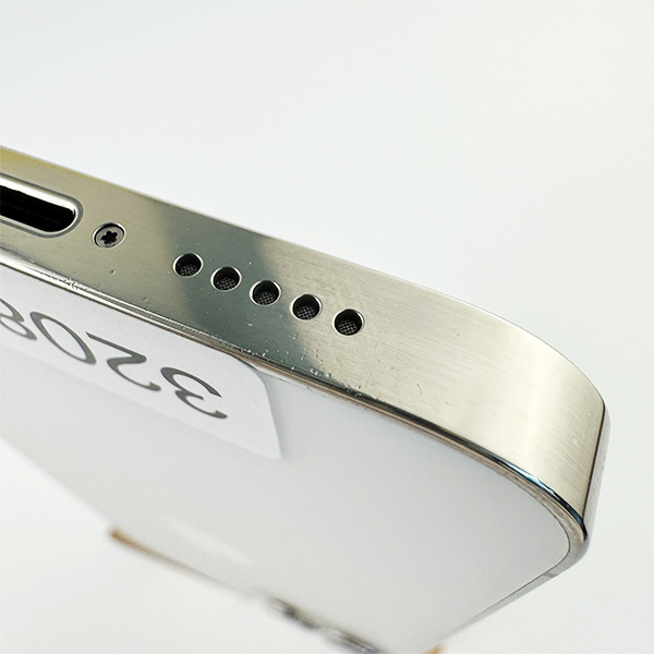 Apple iPhone 12 Pro 128GB Silver Б/У №3208 (Стан 8/10)