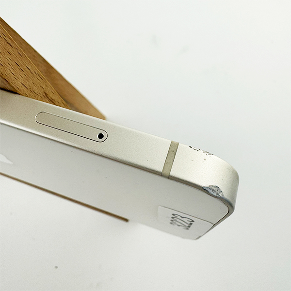 Apple iPhone 13 128GB Starlight Б/У №3223 (Стан 8/10)