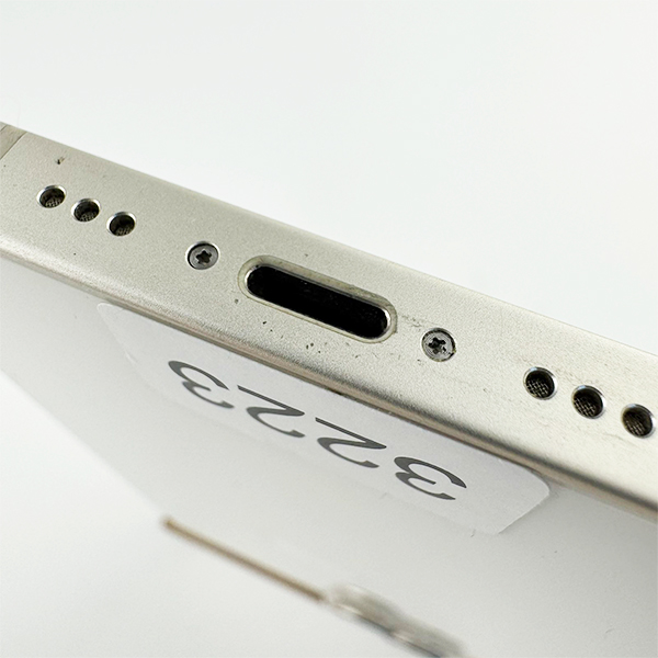 Apple iPhone 13 128GB Starlight Б/У №3223 (Стан 8/10)