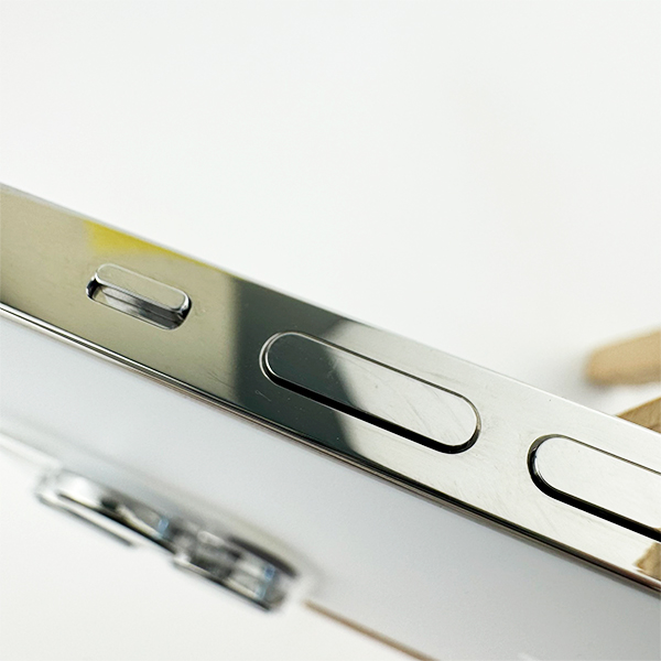 Apple iPhone 14 Pro 128GB Silver Б/У №3584 (Стан 9/10)