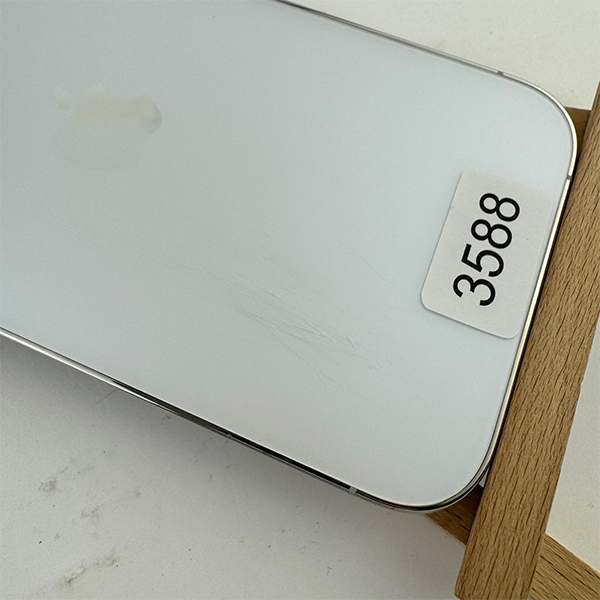 Apple iPhone 14 Pro 128GB Silver Б/У №3588 (Стан 8/10)