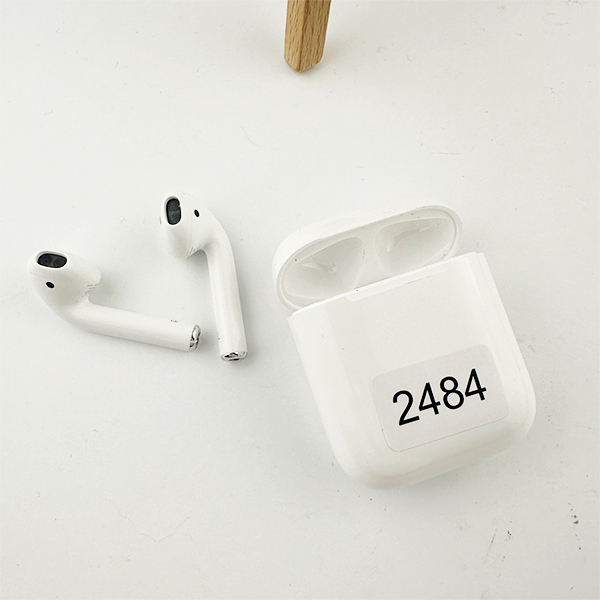 Apple AirPods 2 Б/У   №2484 (Стан 9/10)