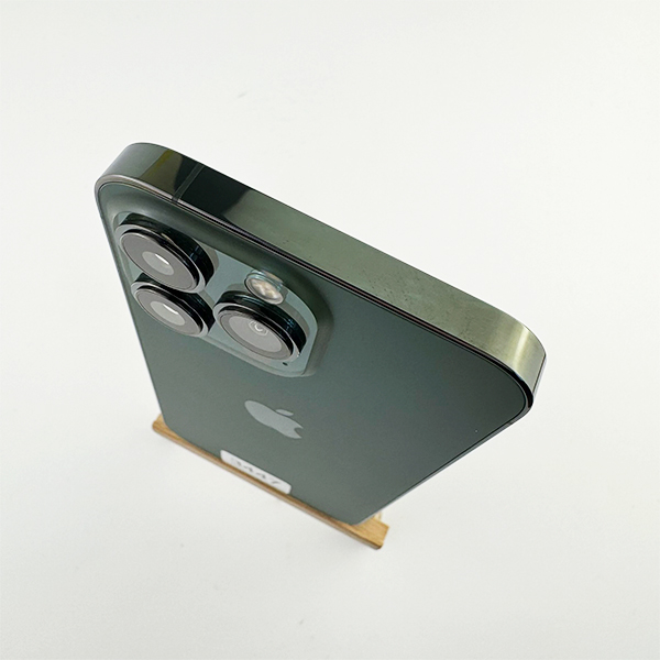 Apple iPhone 13 Pro 256GB Alpine Green Б/У №3447 (Стан 8/10)