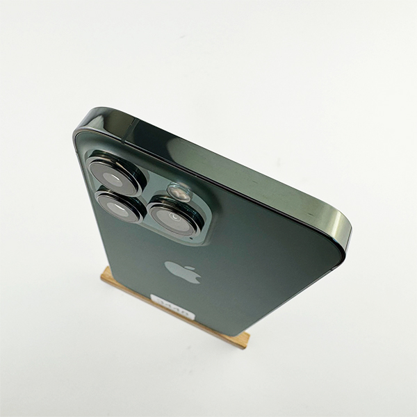 Apple iPhone 13 Pro 256GB Alpine Green Б/У №3448 (Стан 8/10)