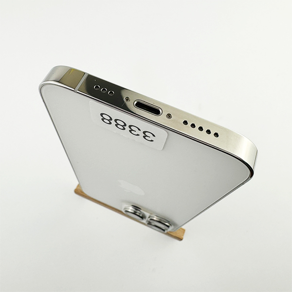 Apple iPhone 13 Pro 128GB Silver Б/У №3388 (Стан 9/10)
