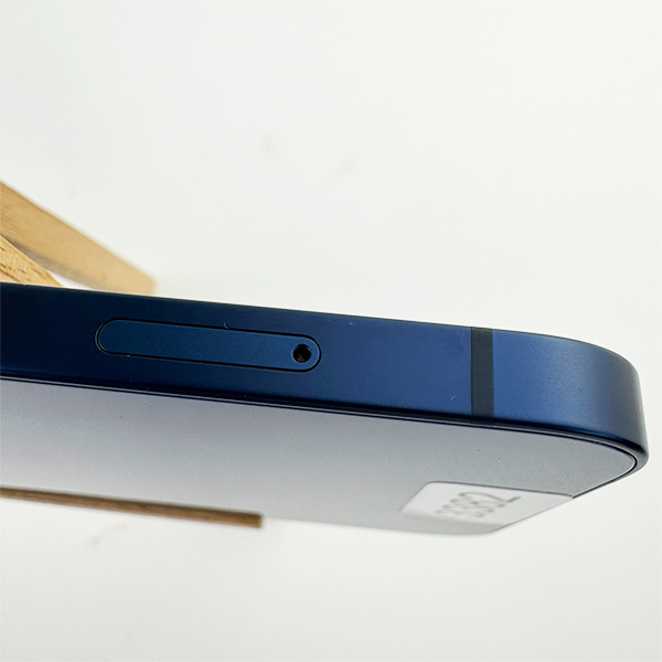 Apple iPhone 12 128GB Blue Б/У №3382 (Стан 8/10)