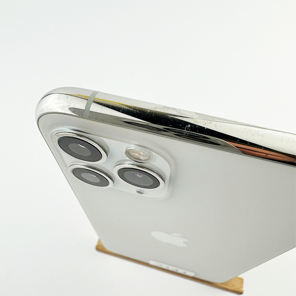 Apple iPhone 11Pro 64GB Silver Б/У №3141 (Стан 8/10)