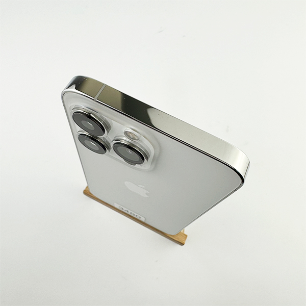 Apple iPhone 13 Pro 128GB Silver Б/У №3480 (Стан 8/10)