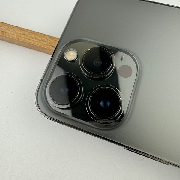 Apple iPhone 13 Pro 256GB Graphite Б/У №3483 (Стан 8/10)