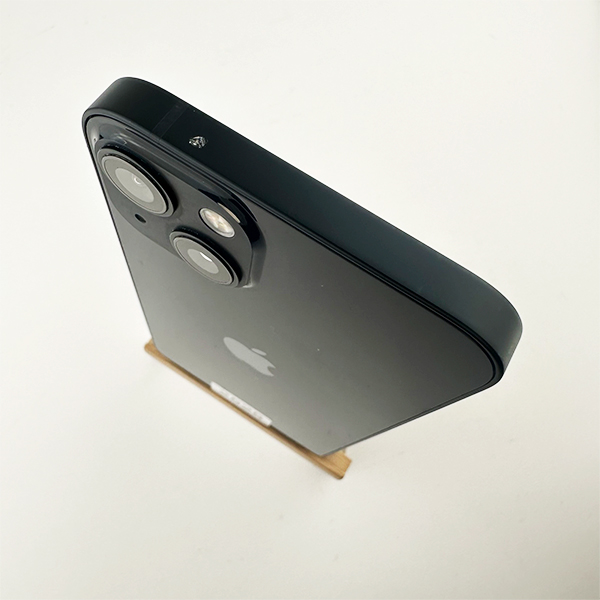 Apple iPhone 13 128GB Midnight Б/У №2525 (Стан 8/10)