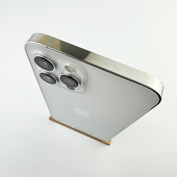 Apple iPhone 12 Pro Max 256GB Silver Б/У №3294 (стан 8/10)