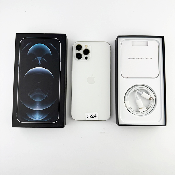 Apple iPhone 12 Pro Max 256GB Silver Б/У №3294 (стан 8/10)