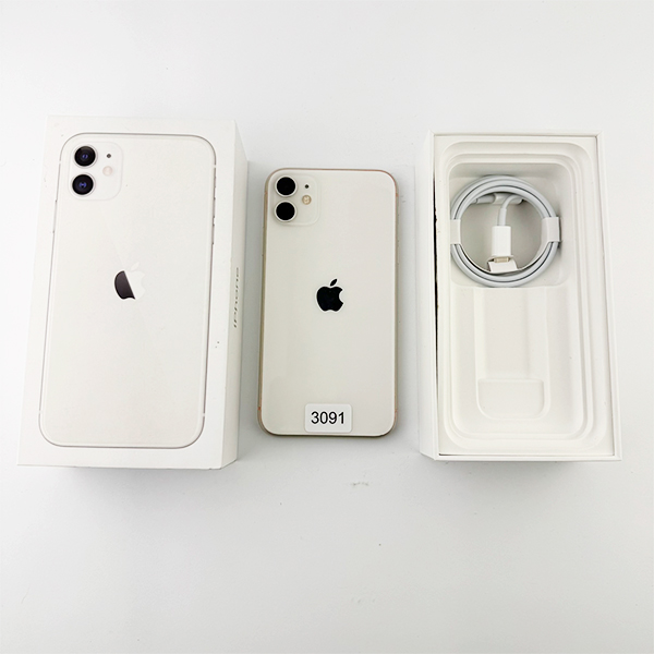 Apple iPhone 11 64GB White Б/У №3091 (Стан 8/10)