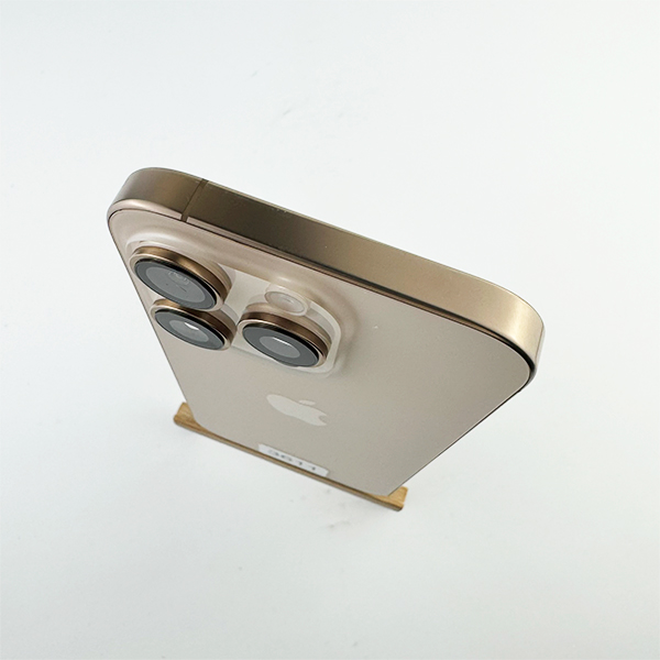 Apple iPhone 16 Pro 128GB Desert Titanium Б/У №3611 (Стан 8/10)