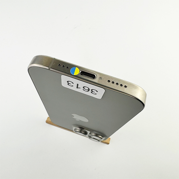 Apple iPhone 16 Pro 256GB Natural Titanium Б/У №3613 (Стан 10/10)