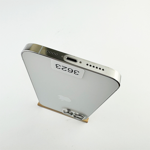 Apple iPhone 13 Pro Max 128GB Silver Б/У №3623  (стан 8/10)