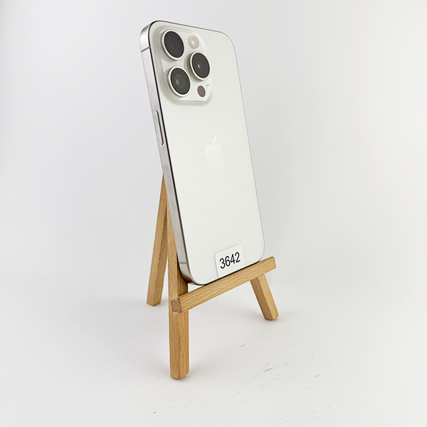 Apple iPhone 15 Pro 256GB White Titanium Б/У №3642(Стан 9/10)