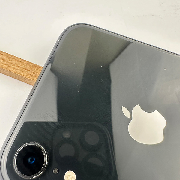 Apple iPhone XR 64GB Black Б/У №2367 (Стан 8/10)