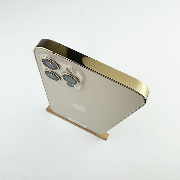 Apple iPhone 12 Pro 256GB Gold Б/У №3466 (стан 9/10)