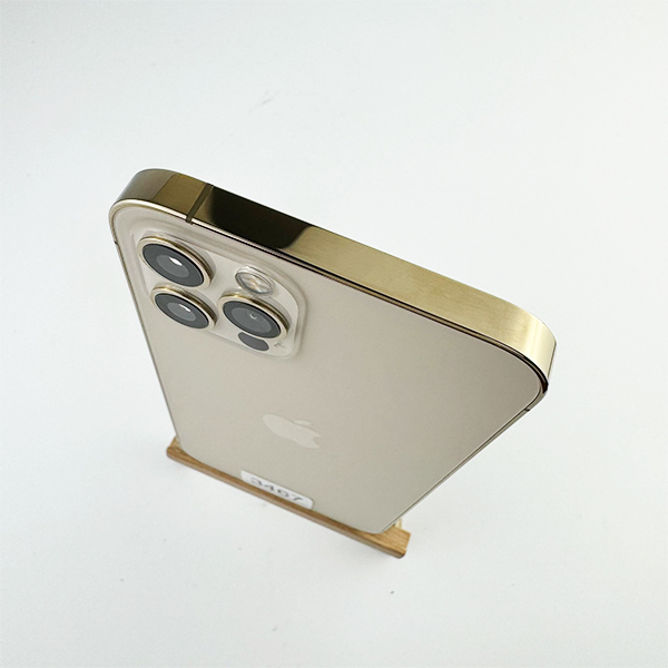 Apple iPhone 12 Pro 256GB Gold Б/У №3467 (стан 9/10)