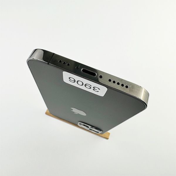Apple iPhone 12 Pro 256GB Graphite Б/У №3906 (Стан 8/10)
