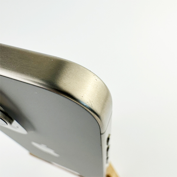 Apple iPhone 15 Pro 256GB Natural Titanium Б/У №3907 (Стан 9/10)