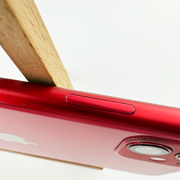 Apple iPhone 11 128GB Red Б/У №3911 (Стан 7/10)