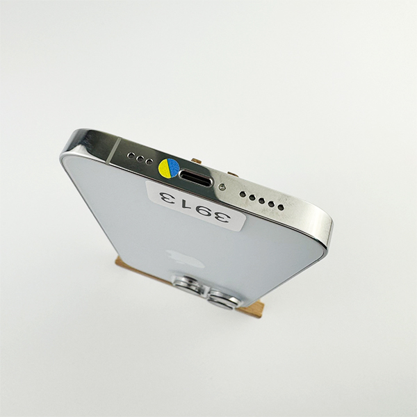 Apple iPhone 14 Pro 128GB Silver Б/У №3913 (Стан 8/10)