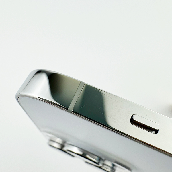 Apple iPhone 14 Pro 128GB Silver Б/У №3899 (Стан 8/10)
