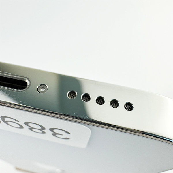 Apple iPhone 14 Pro 128GB Silver Б/У №3899 (Стан 8/10)