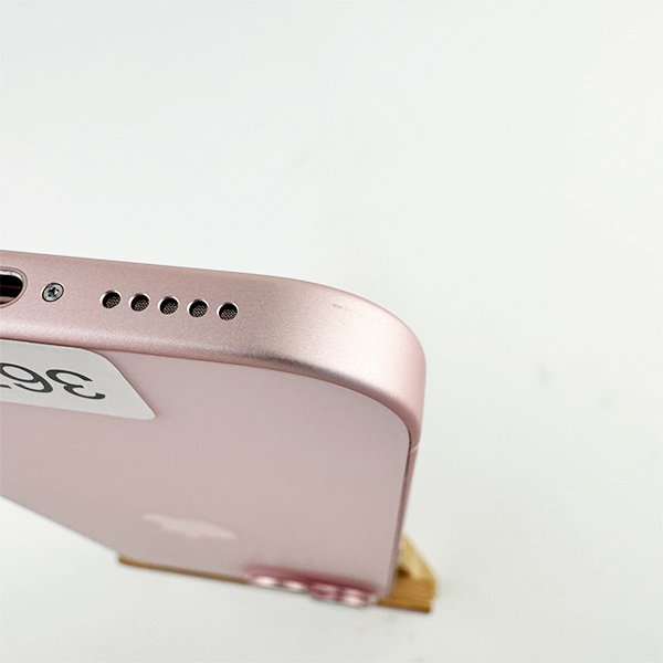 Apple iPhone 15 256GB Pink Б/У №3670 (Стан 9/10)