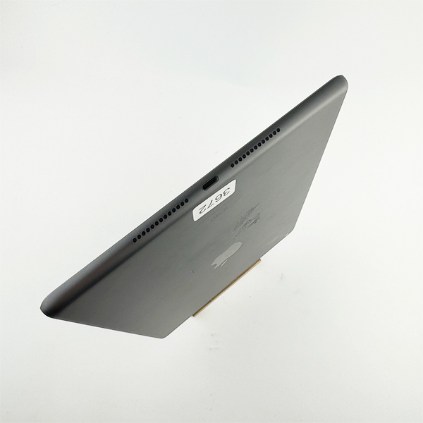 Apple iPad 10.2 64GB WI-FI 2021 9genration Space Gray №3672 (Стан 10/10)