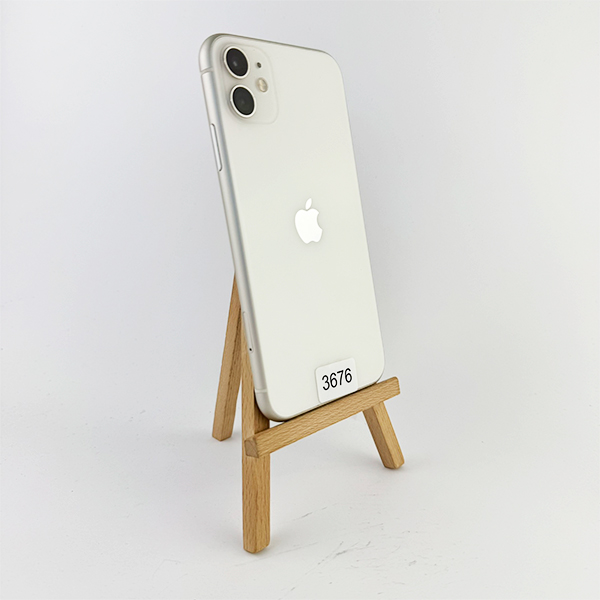 Apple iPhone 11 128GB White Б/У №3676 (Стан 7/10)