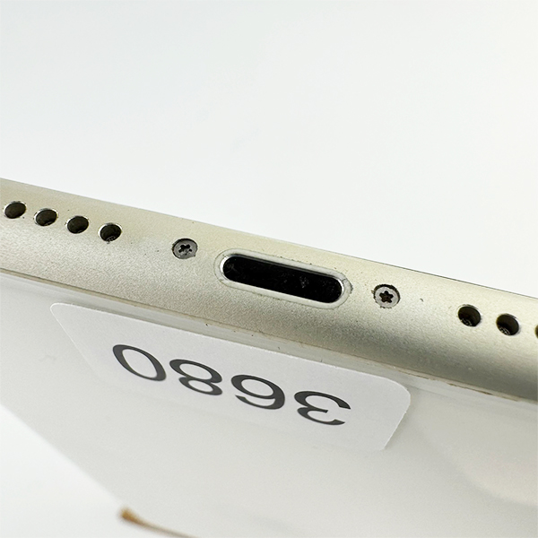 Apple iPhone 11 128GB White Б/У №3680 (Стан 8/10)